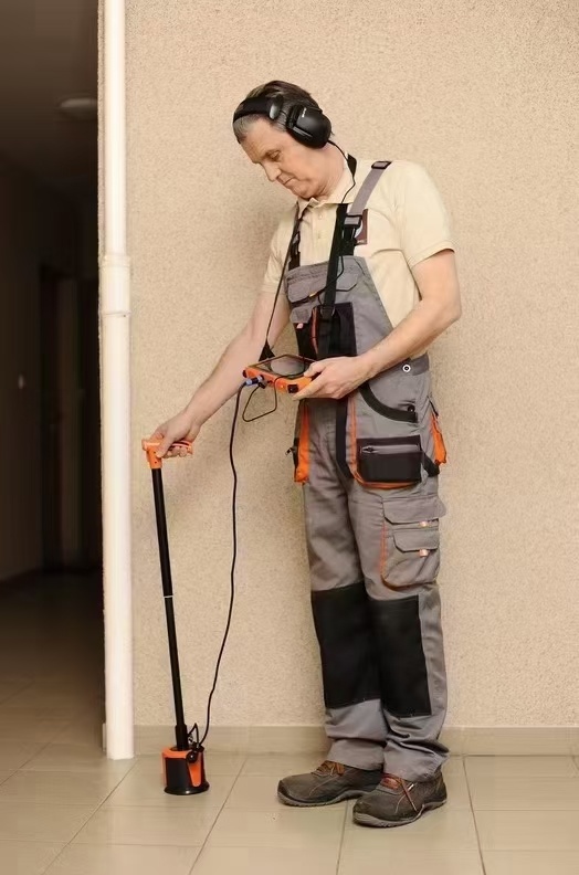 Pqwt-apparatuur voor het detecteren van waterlekken binnen en buiten 3